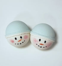Load image into Gallery viewer, Frosty Bath Bomb