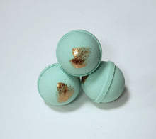 Load image into Gallery viewer, Sea Glass Bath Bomb