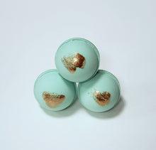 Load image into Gallery viewer, Sea Glass Bath Bomb