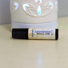 Load image into Gallery viewer, Lavender Essential Oil