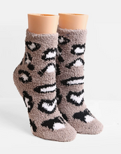Load image into Gallery viewer, Leopard Print Soft Women's Fuzzy Socks
