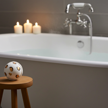 Load image into Gallery viewer, Duchess Bath Bomb
