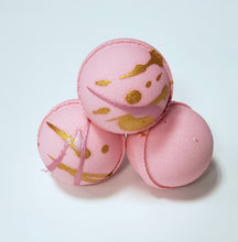 Load image into Gallery viewer, Peppermint Vanilla Bath Bomb
