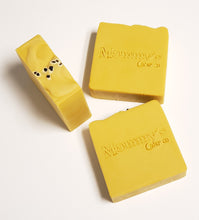 Load image into Gallery viewer, Queen Bee Soap
